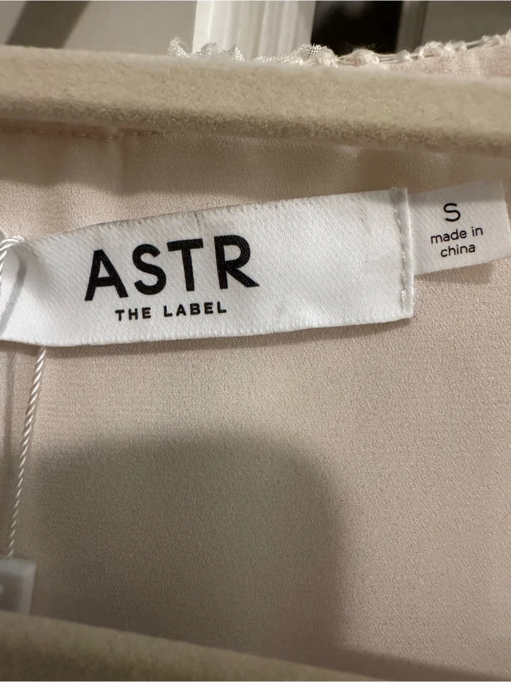 Astr cream lace